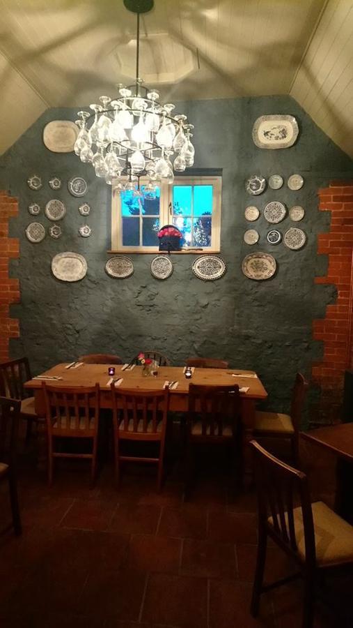 The Three Horseshoes Warham Luaran gambar