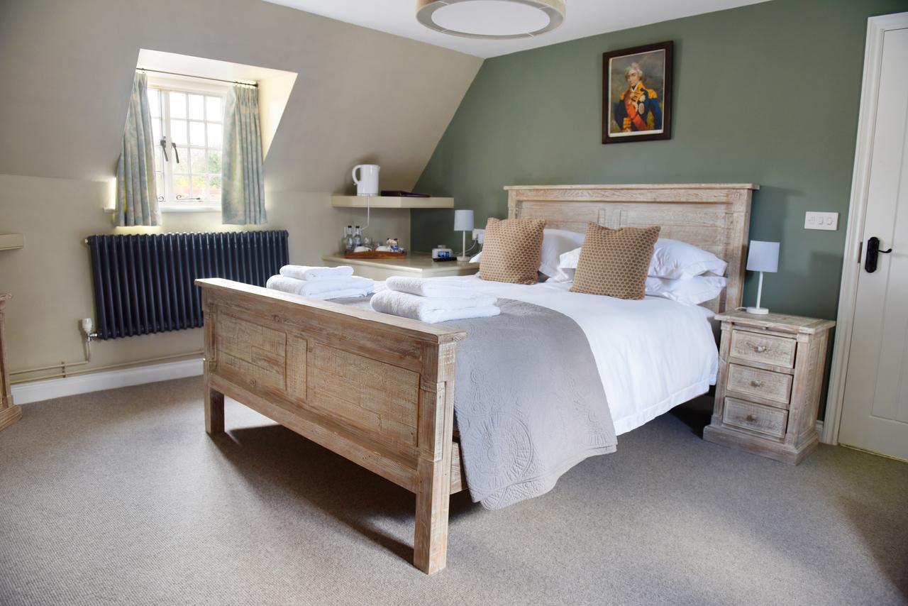 The Three Horseshoes Warham Luaran gambar